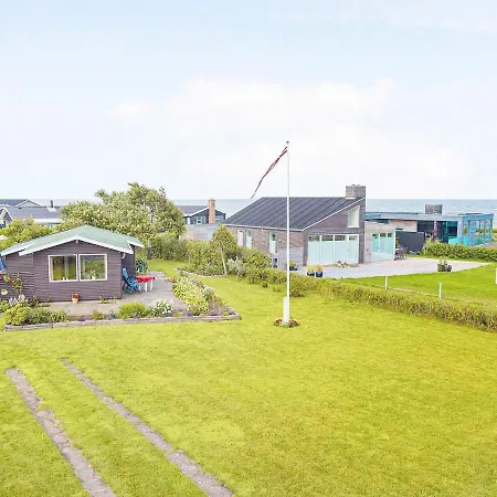 Feriehus 5 Person In Saeby-by Traum